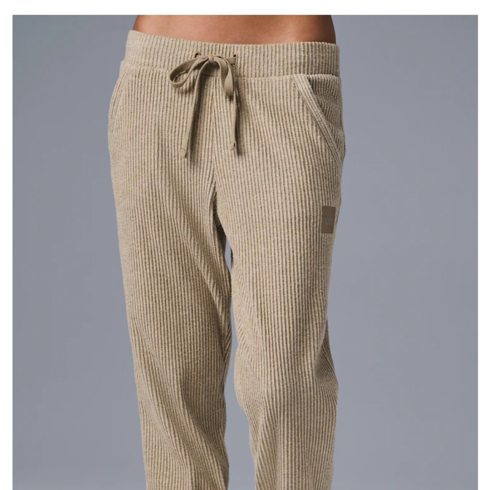Alo Muse Sweatpants in Heather Gravel
